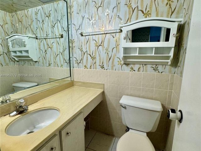 Apartment for sale  Unit #1715 - photo 7498007