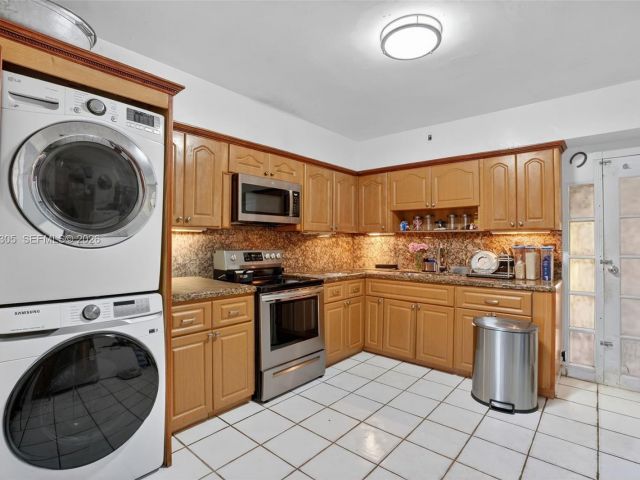 Home for sale at 1110 NE 204th Ter - photo 7445550