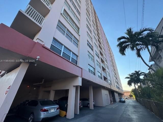 2-bedroom condo for sale in Hallandale Beach - 3161 S Ocean Dr 809 - MondialRealty