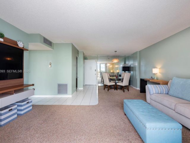 2-bedroom condo for sale in Hallandale Beach - 3161 S Ocean Dr 809 - MondialRealty