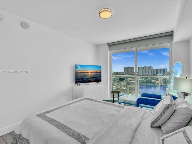 Apartment for rent  Unit #907 - photo 7426548