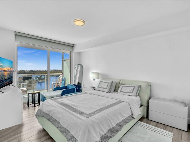 Apartment for rent  Unit #907 - photo 7426549