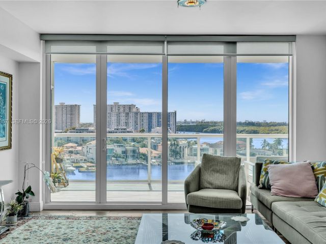 Apartment for rent  Unit #907 - photo 7426555