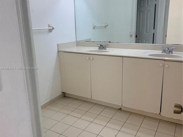 4-bedroom home for rent in Homestead - 2117 NE 7th St 2117 - MondialRealty