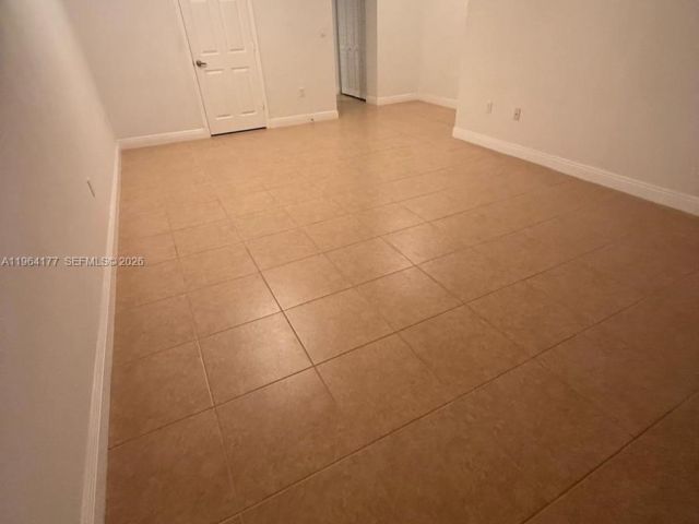 Home for rent at 819 SW 147th Ave 1405 - photo 7516937