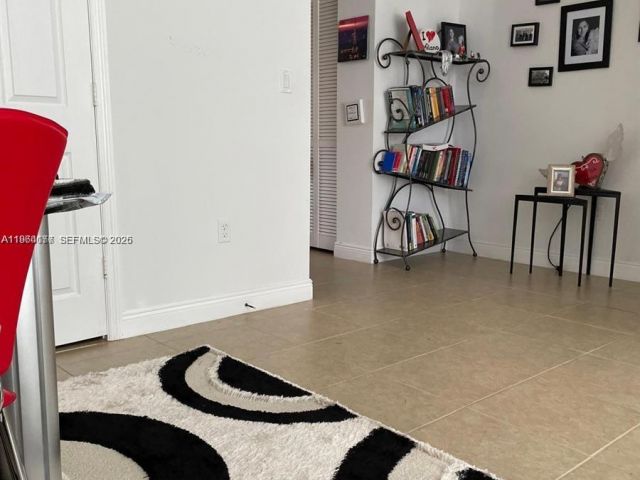 Home for rent at 819 SW 147th Ave 1405 - photo 7516940