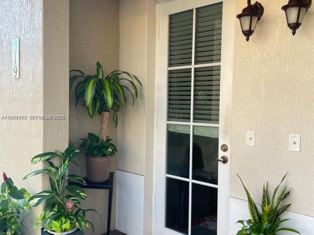 Home for rent at 819 SW 147th Ave 1405 - photo 7516943