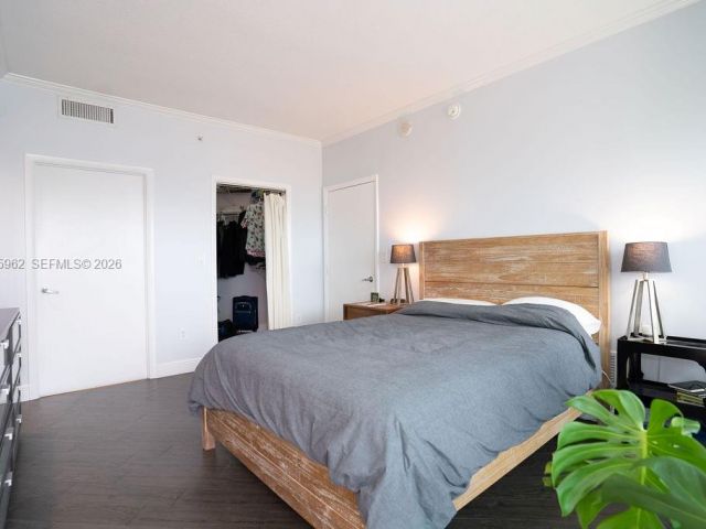 Apartment for sale  Unit #2018 - photo 7426258