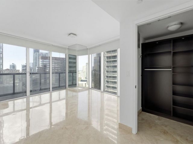 Apartment for sale  Unit #3513 - photo 7438998