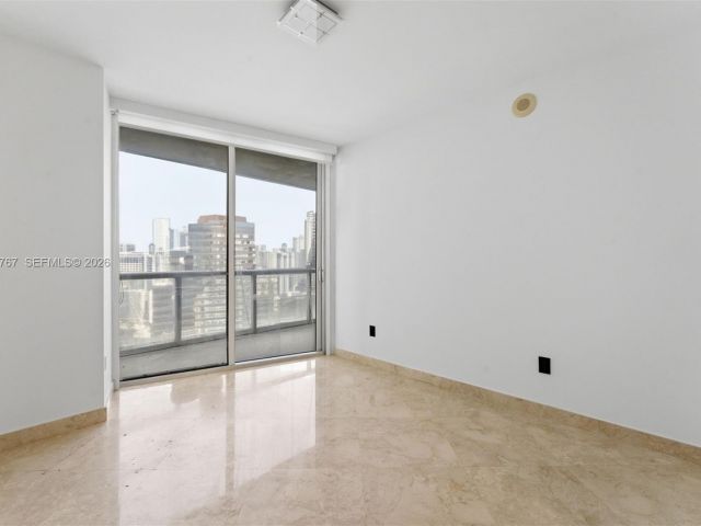 Apartment for sale  Unit #3513 - photo 7439005