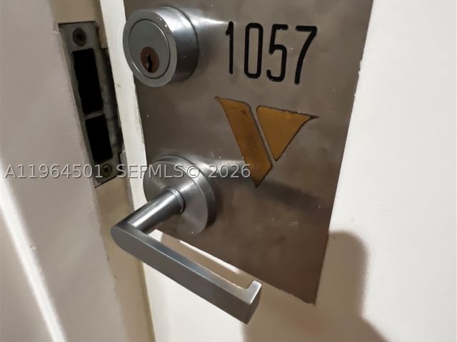 1-bedroom condo for rent in Miami - 1717 N Bayshore Dr A-1057 - MondialRealty