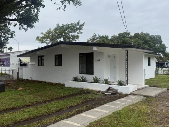 3-bedroom home for rent in Miami - 2169 NW 80th St 2169 - MondialRealty