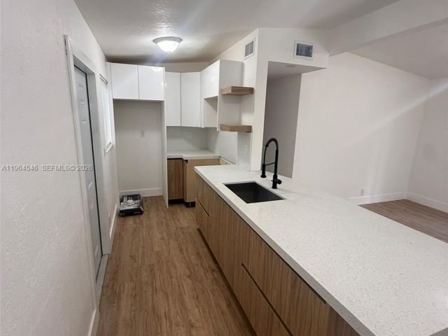 3-bedroom home for rent in Miami - 2169 NW 80th St 2169 - MondialRealty