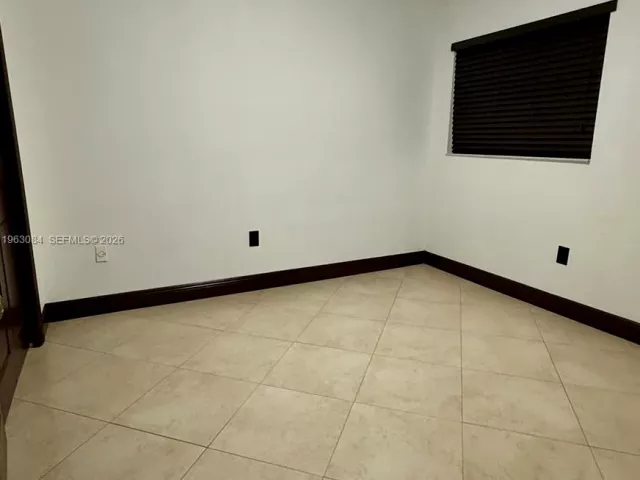 4-bedroom home for rent in Miami - 13781 SW 158th Ter 0 - MondialRealty