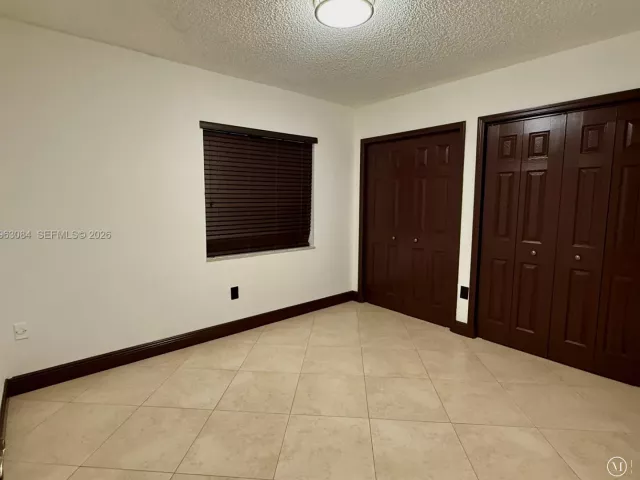 4-bedroom home for rent in Miami - 13781 SW 158th Ter 0 - MondialRealty