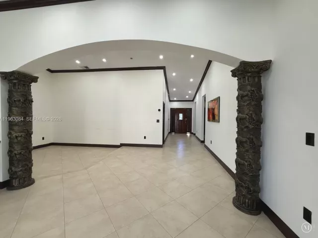 4-bedroom home for rent in Miami - 13781 SW 158th Ter 0 - MondialRealty