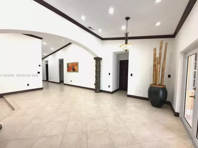 4-bedroom home for rent in Miami - 13781 SW 158th Ter 0 - MondialRealty