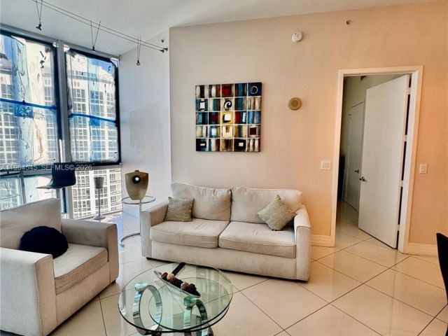 Apartment for rent  Unit #5208 - photo 7426327