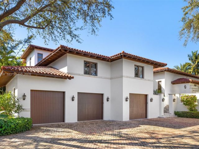 Home for sale at 221 Casuarina Concourse - photo 7470845