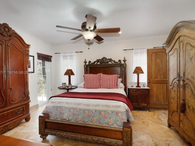 Home for sale at 1755 SW 10th St - photo 7439903