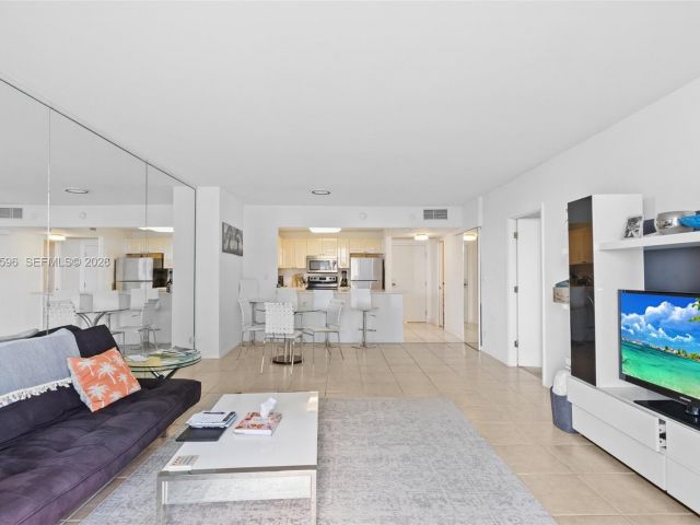 Apartment for rent  Unit #504 - photo 7510131