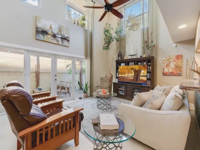 2-bedroom home for sale in Miami - 3197 Virginia St - MondialRealty