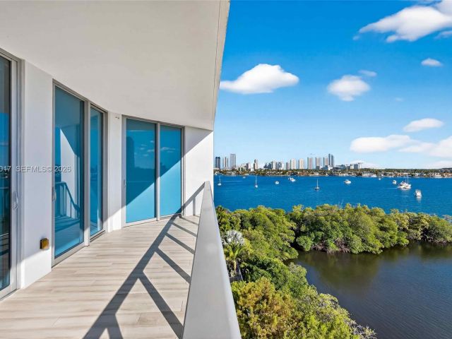 Apartment for sale  Unit #706 - photo 7503454