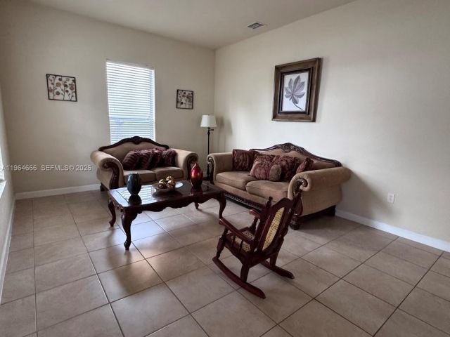 Home for rent at 9165 SW 170th Ave . - photo 7428450