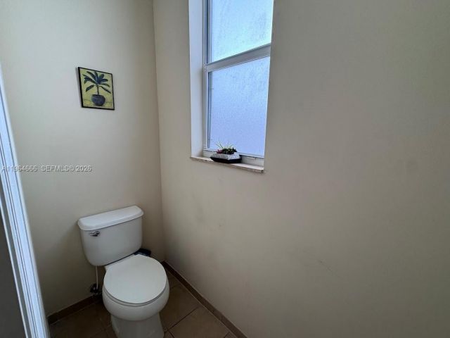 Home for rent at 9165 SW 170th Ave . - photo 7428467