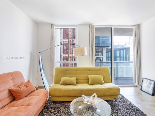 Apartment for rent  Unit #1906 - photo 7434743