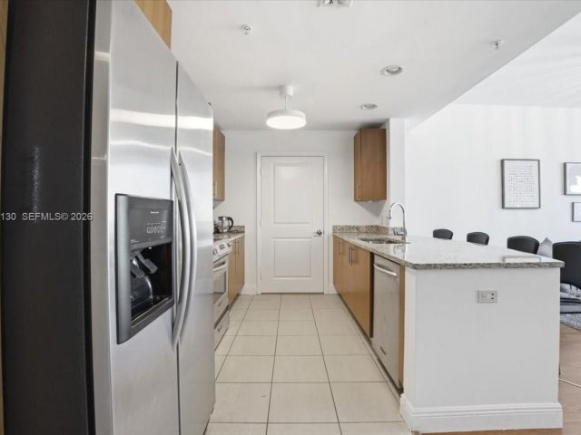 Apartment for sale  Unit #709 - photo 7443092