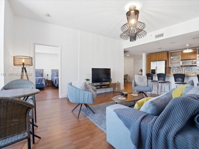 Apartment for sale  Unit #709 - photo 7443095