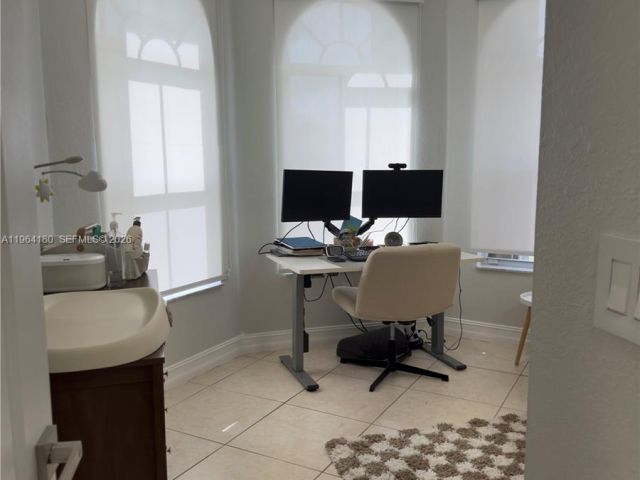 Home for rent at 11177 NW 79th Ln - photo 7434256