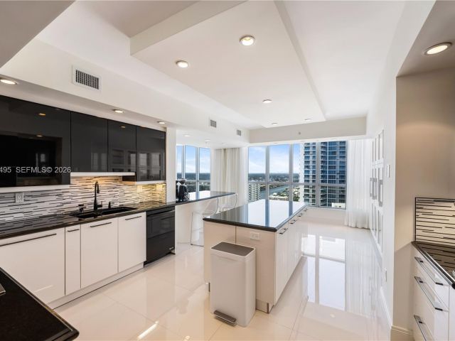 Apartment for sale  Unit #2106 - photo 7440499