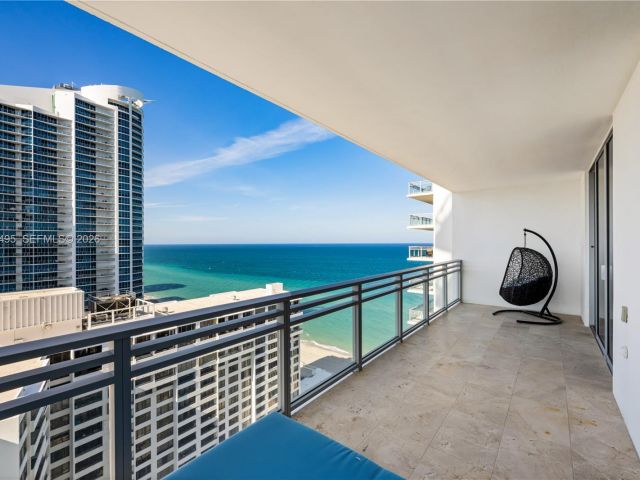 Apartment for sale  Unit #2106 - photo 7440506