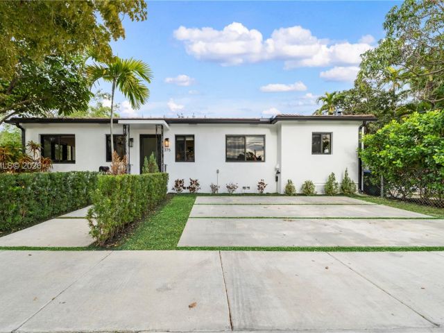 Home for sale at 375 SW 32nd Rd - photo 7428470