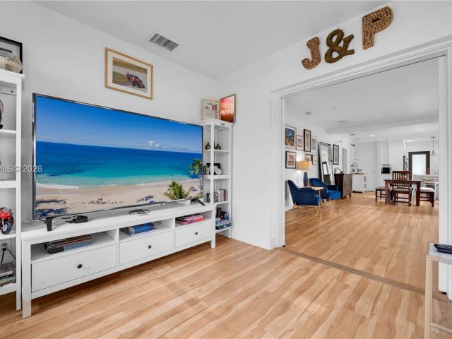 Home for sale at 375 SW 32nd Rd - photo 7428487