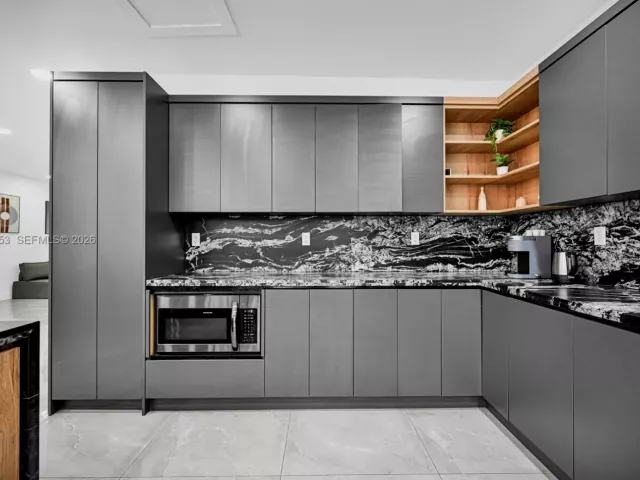 4-bedroom home for sale in Miami - 112 NW 53rd St - MondialRealty