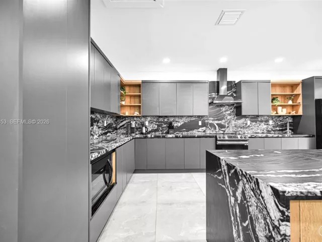 4-bedroom home for sale in Miami - 112 NW 53rd St - MondialRealty