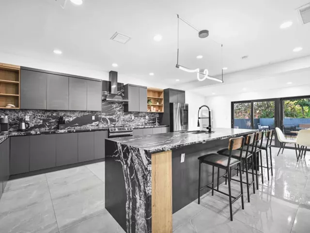 4-bedroom home for sale in Miami - 112 NW 53rd St - MondialRealty