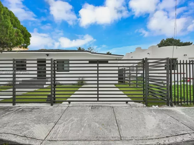 4-bedroom home for sale in Miami - 112 NW 53rd St - MondialRealty