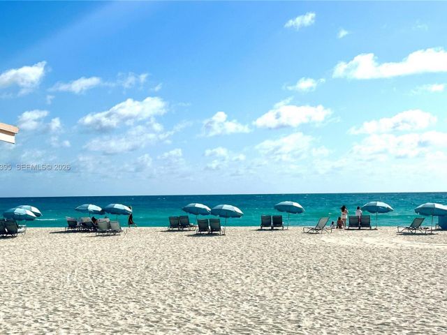 Apartment for sale  Unit #1210 - photo 7507012