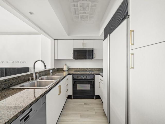 Apartment for sale  Unit #1210 - photo 7507021