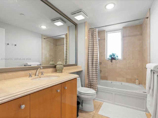 Apartment for rent  Unit #4405 - photo 7426605