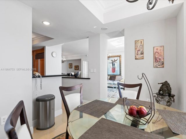 Apartment for rent  Unit #4405 - photo 7426616