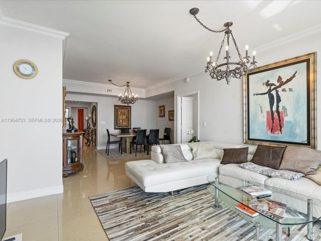 Apartment for rent  Unit #4405 - photo 7426619