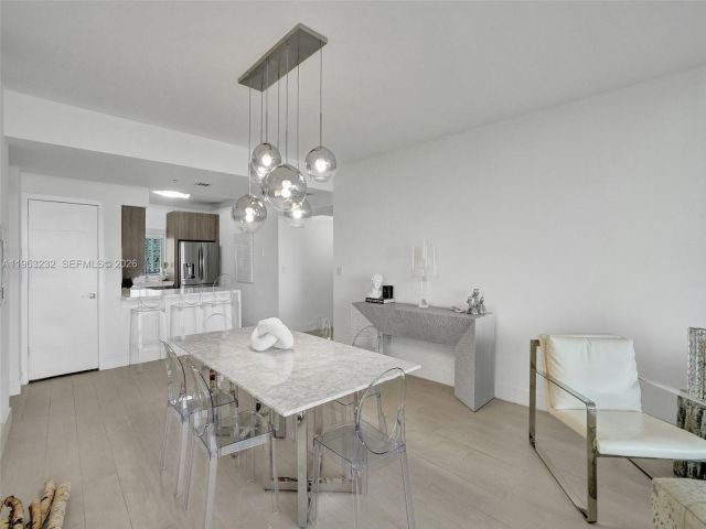 Apartment for sale  Unit #1003 - photo 7491419