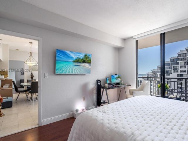 Apartment for rent  Unit #1619 - photo 7469619