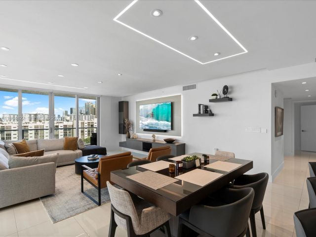 Apartment for sale  Unit #4-807 - photo 7427314