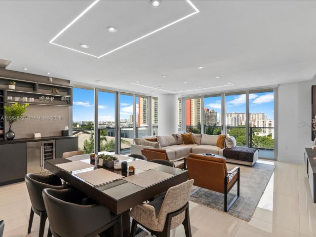 Apartment for sale  Unit #4-807 - photo 7427316